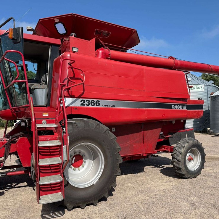 1998 CASE IH 2366