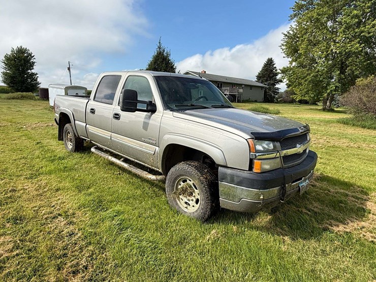 2003-chevrolet-2500-image-1