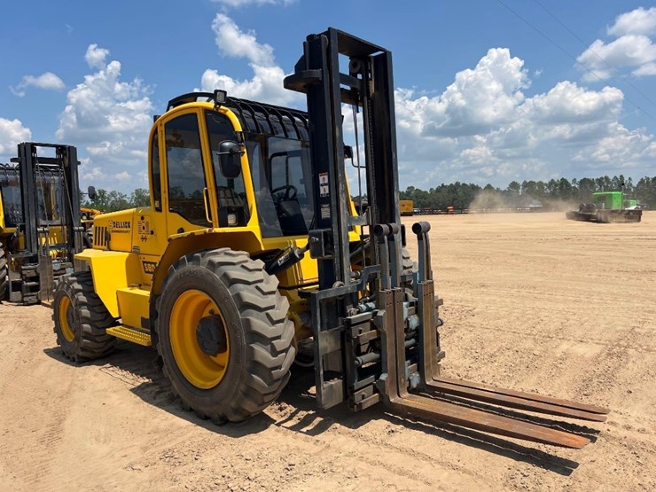 sellick-s80t4e-4ps-rough-terrain-forklift-image-6