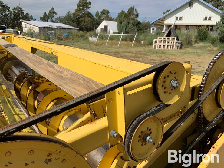 new-holland-960-image-13
