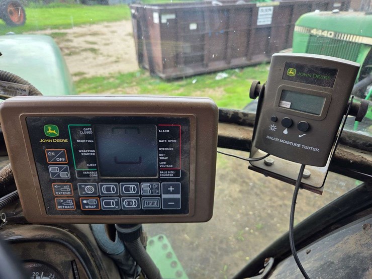 john-deere-569-image-16