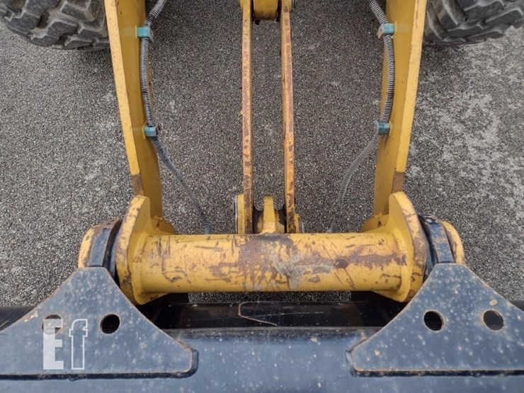 2018-caterpillar-910m-image-17