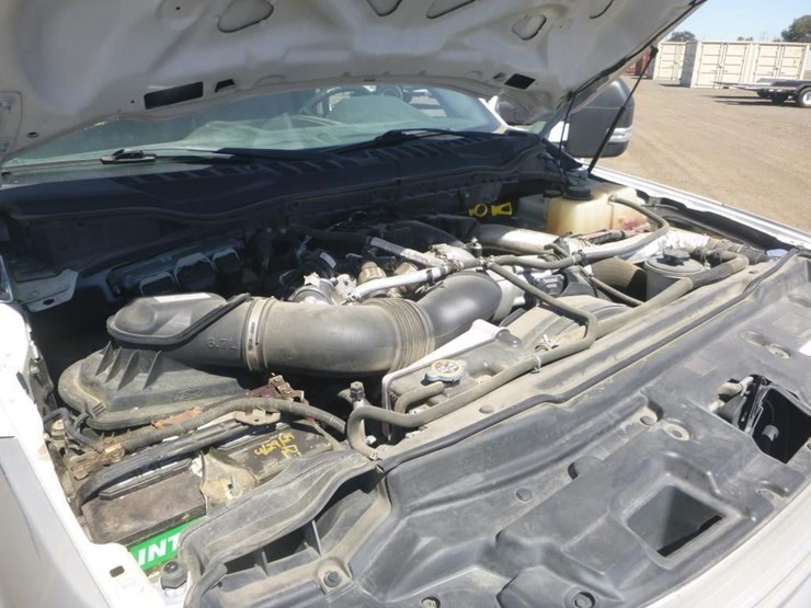 2018-ford-f450-image-12