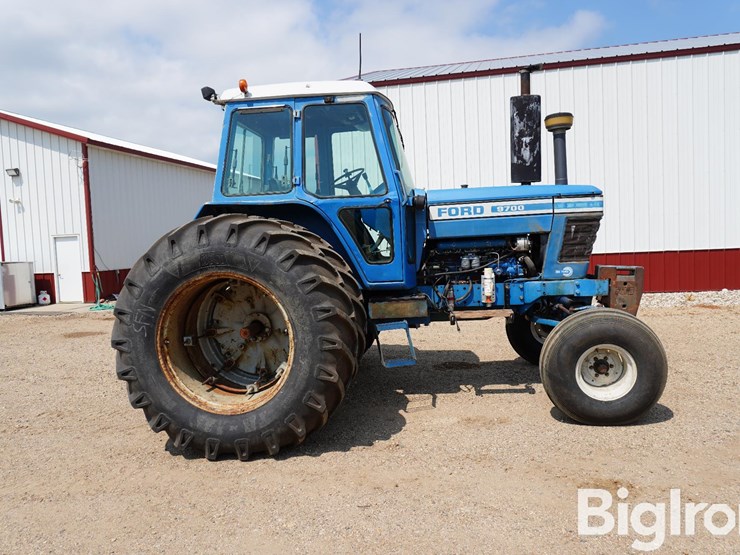ford-9700-image-4