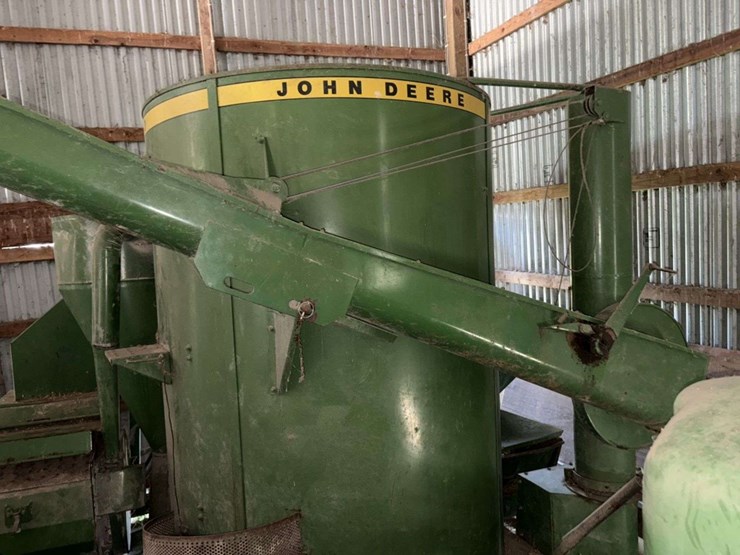 john-deere-700-image-11