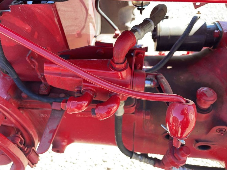 1950-ih-farmall-m-image-35