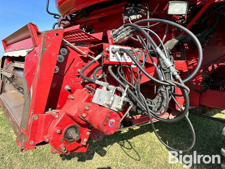 2008-case-ih-2588-image-10