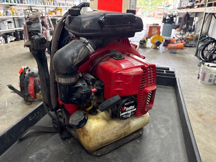 redmax-ebz7150-backpack-blower-support-equipment-image-2