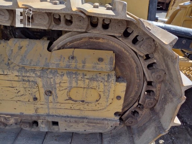 2021-caterpillar-d3-image-36