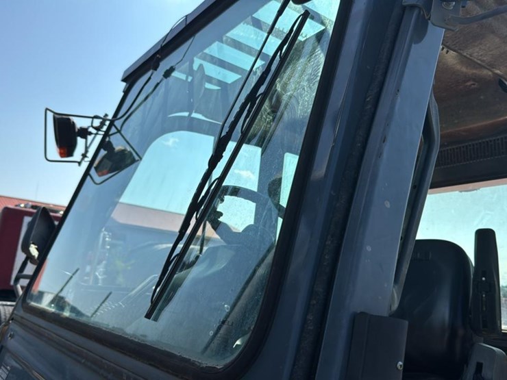 #165-•-2017-heli-americas-cpcd100-forklift-image-54