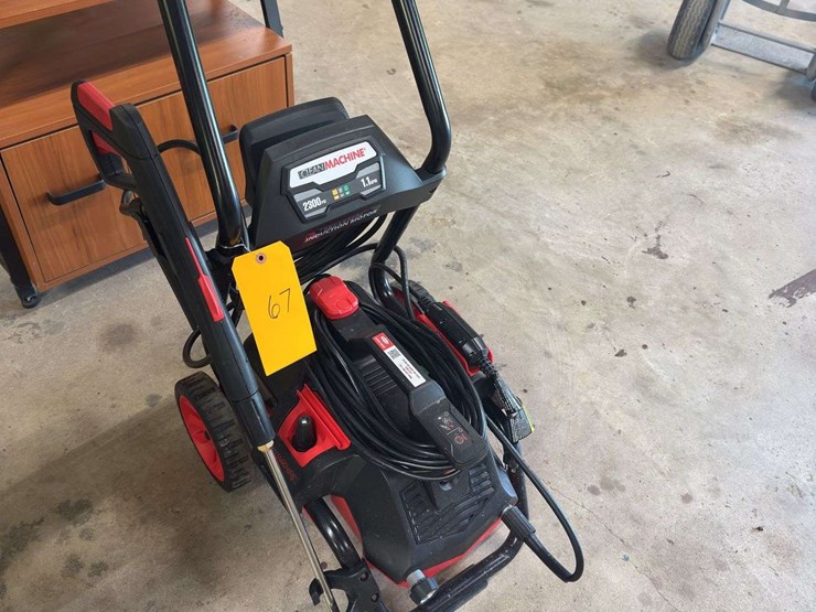 clean-machine-pressure-washer-image-2