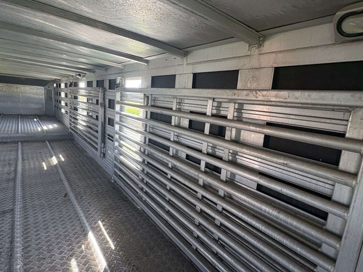 2003-barrett-52’-pig-semi-trailer,-102”-wide-ground-loader,-tandem-axle,-255/70r22.5-on-steel-hub-pi-image-48