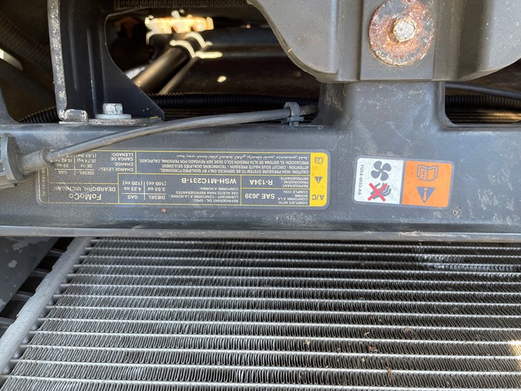 2016-ford-f250-xl-image-38