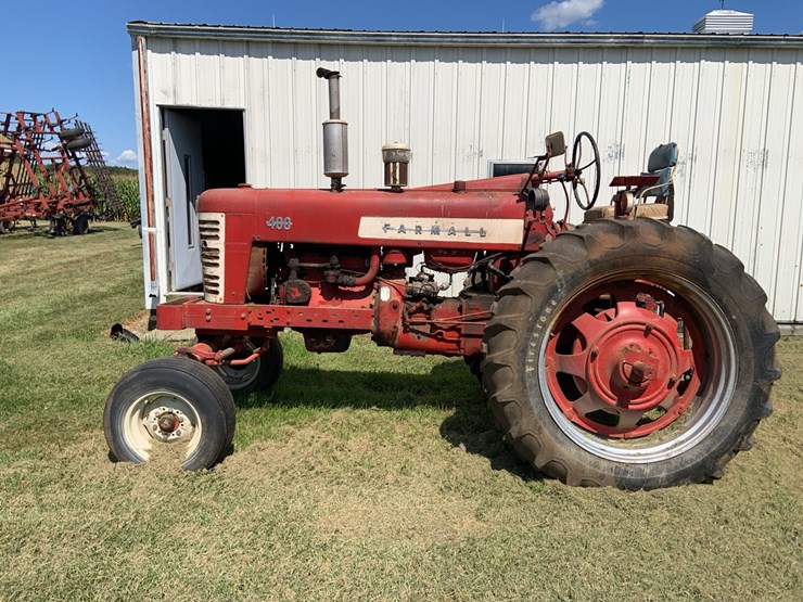 farmall-400-tractor-image-7