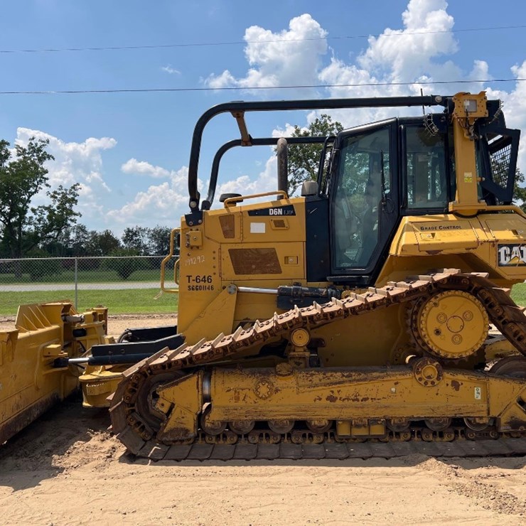 2019 CATERPILLAR D6N LGP