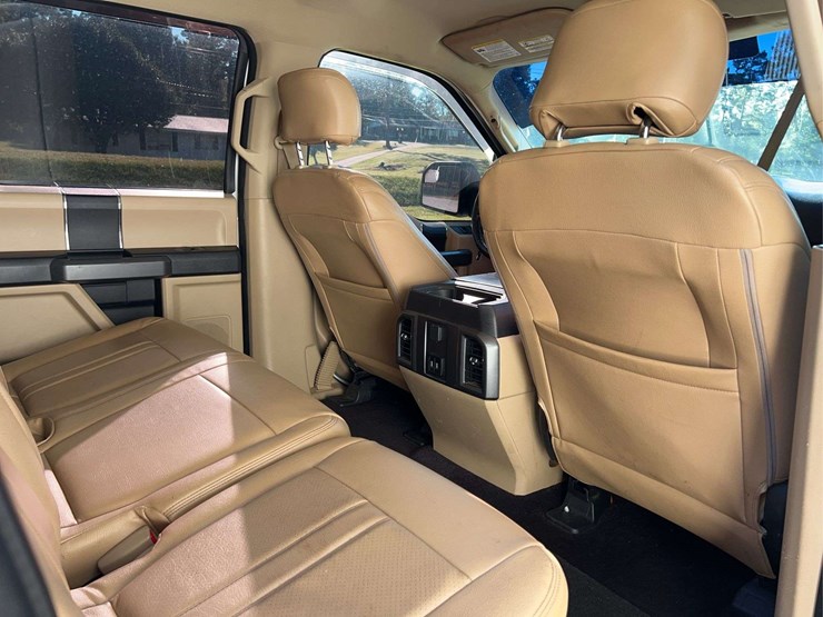 2017-ford-f150-image-14
