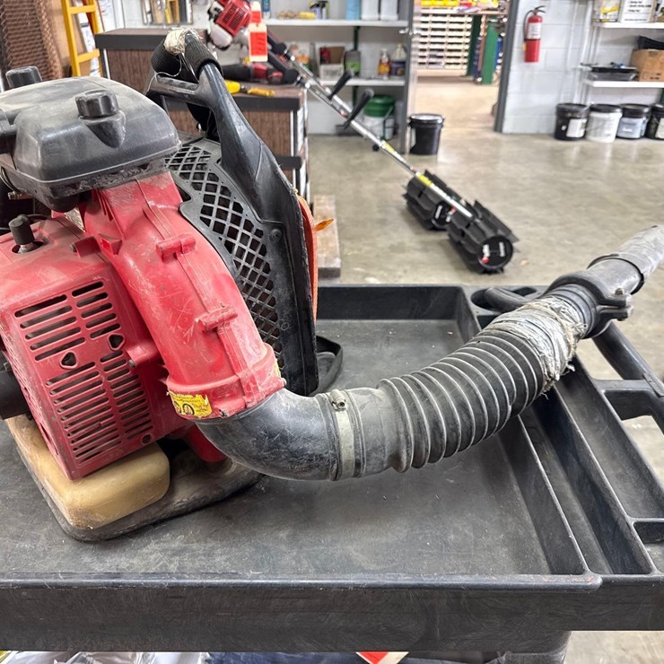 REDMAX EB6200 BACKPACK BLOWER SUPPORT EQUIPMENT