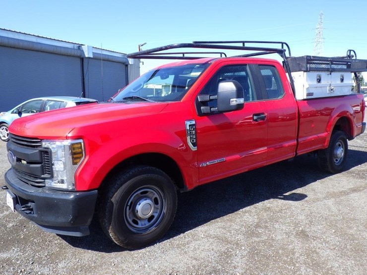 2019-ford-f350-image-1