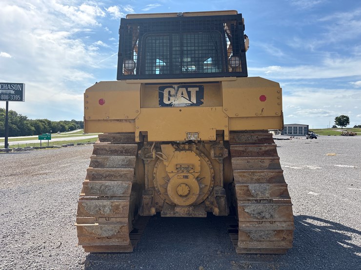 2010-caterpillar-d6t-xl-image-5