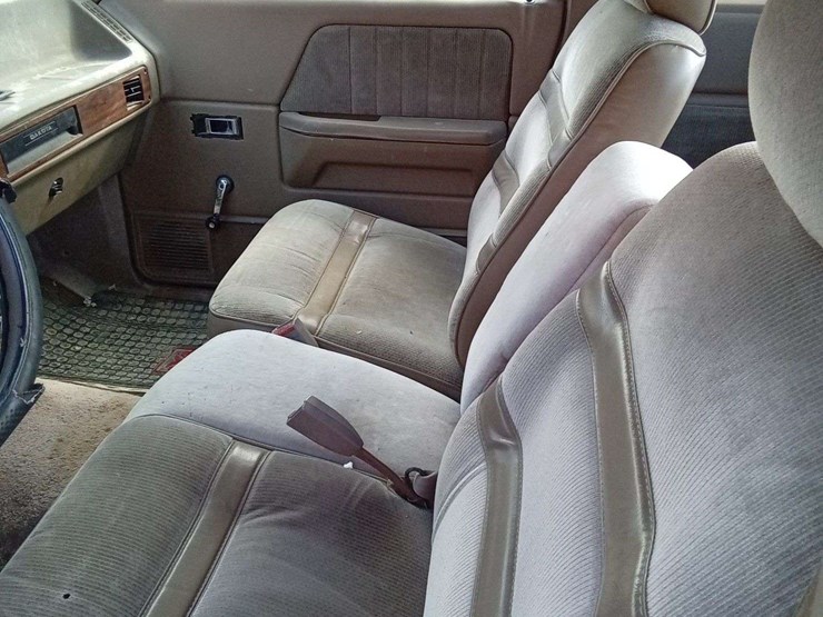 1991-dodge-dakota-image-9