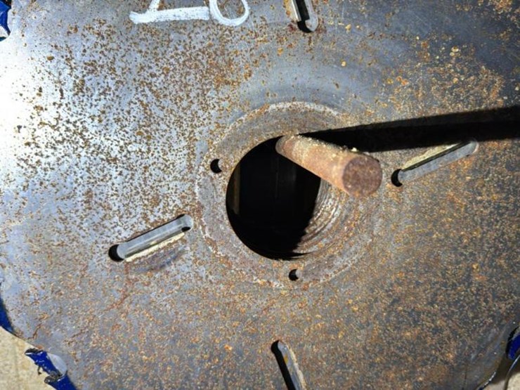 #139-•-saw-blades-image-8