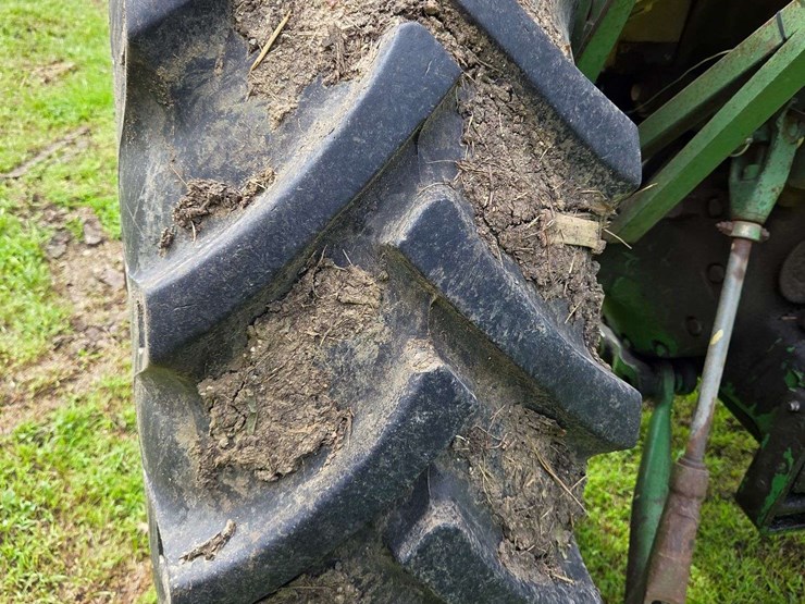 john-deere-4020-image-24