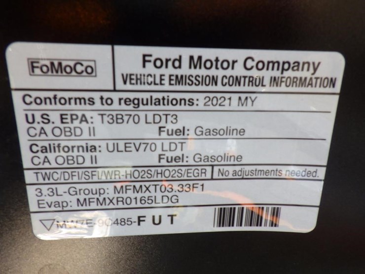 2022-ford-explorer-image-13