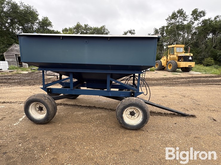 10’-gravity-wagon-image-4
