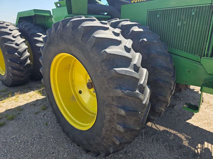 1989-john-deere-8760-image-64