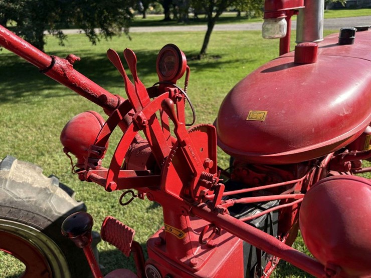 1952-farmall-super-c,-wf,-11.2-36-rears,-5.00-15-fronts,-pto,-6v,-sn--138124-image-13