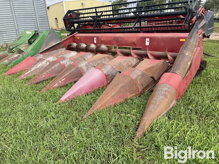 case-ih-1063-image-1