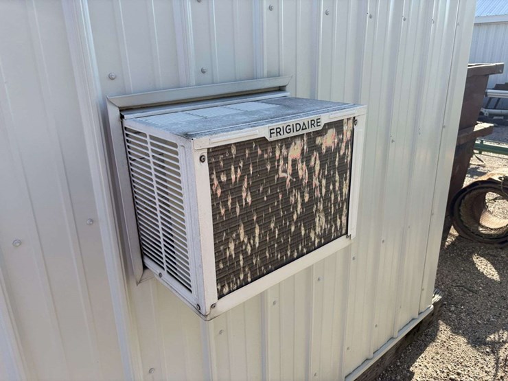 corn-dryer-shack,-on-skids,-100”x123”x102”-tall,-insulated,-32”-door,-a/c,-heat,-lights-image-6