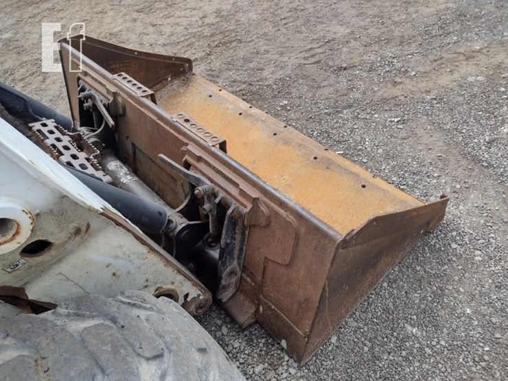 2012-bobcat-s650-image-17