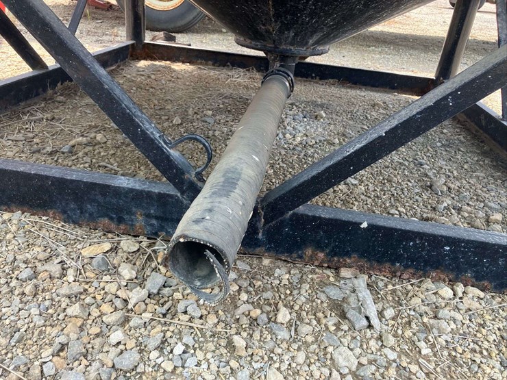 2500-gallon-cone-bottom-tank-image-7