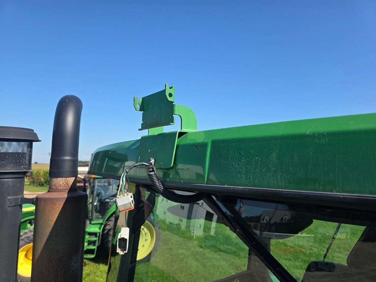 2000-john-deere-9400t-image-54