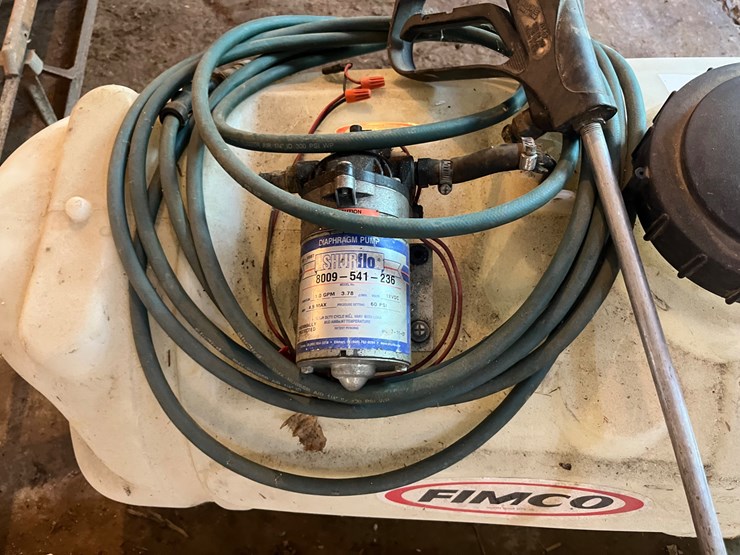 #3071-•-fimco-12-volt-sprayer-image-3