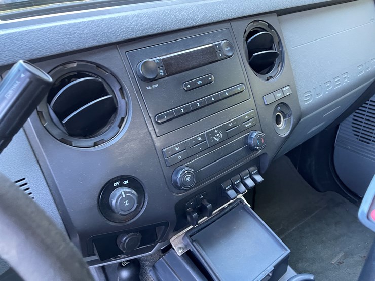 2016-ford-f250-xl-image-52
