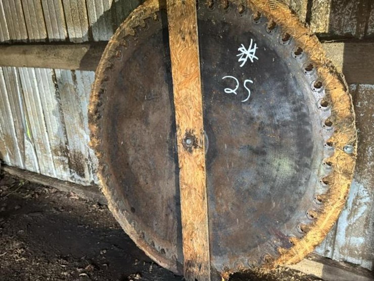 #135-•-saw-blade-image-1