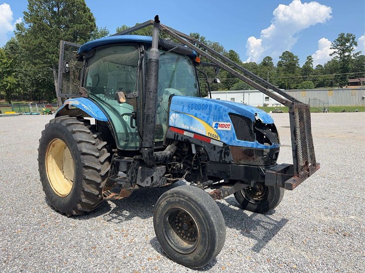 new-holland-t6020-image-7