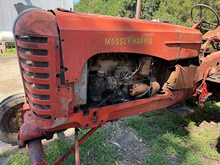 massey-harris-444-image-10