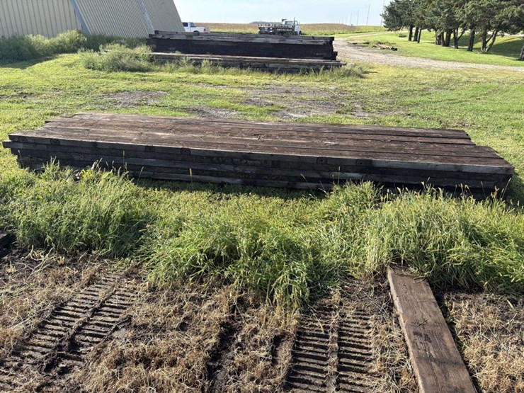 (30)-3”x10”x18’-creosote-bridge-planks-image-4