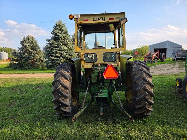 john-deere-4020-image-3