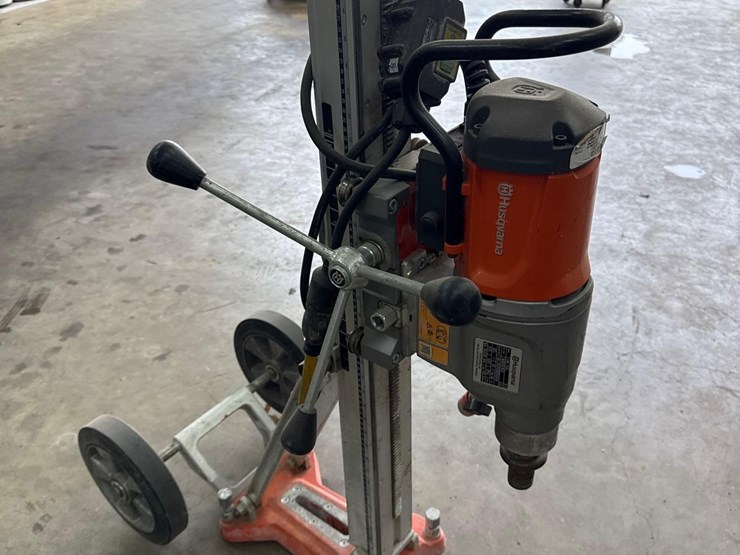 husqvarna-dm400-core-drill-w/-core-drill-stand-support-equipment-image-2