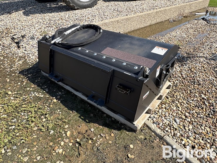 erskine-76"-skid-steer-sweeper-bucket-image-5