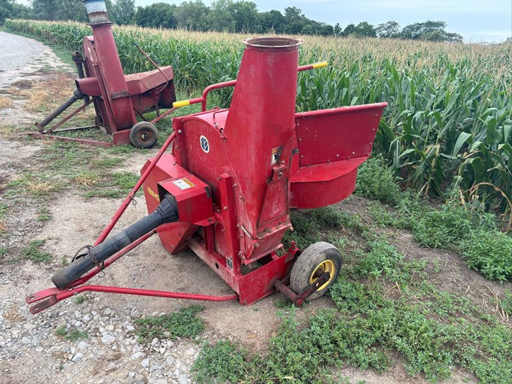 new-holland-silage-blower-image-1