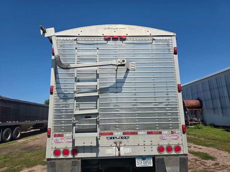 2013-wilson-50'-hopper-bottom-trailer,-84"-wide-with-102"-sides,-commodity-tubes,-ddl-triple,-electr-image-32