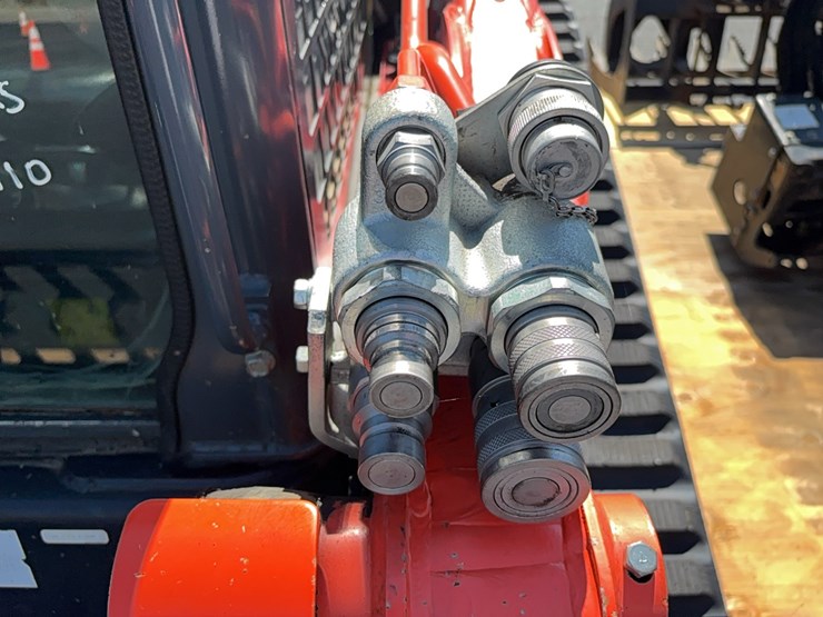 2021-kubota-svl97-2-image-19