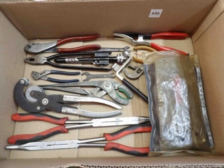 pliers-image-1