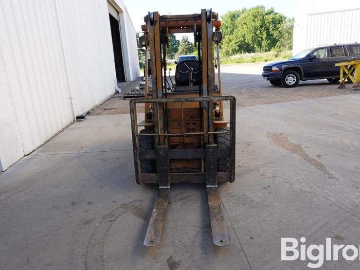 komatsu-fg20-8-image-2