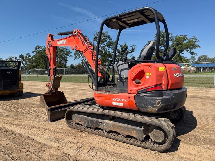 2019-kubota-kx057-4-image-8
